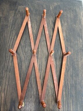 Vintage accordion rack, wood, patina, 10 pegs, 18” long